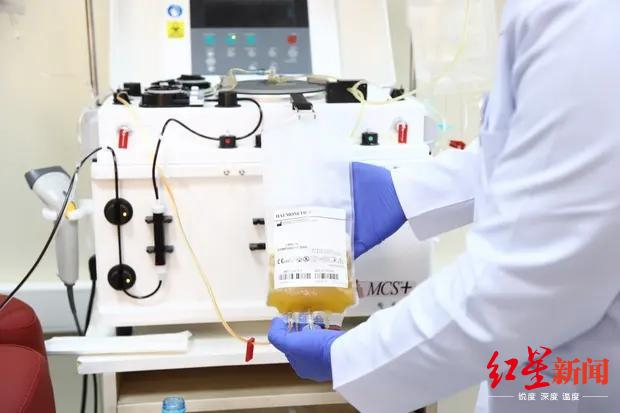 　　▲对于病情危重的新冠肺炎患者，康复者提供的血浆可能挽救生命最直接的希望之一。图据英国《卫报》