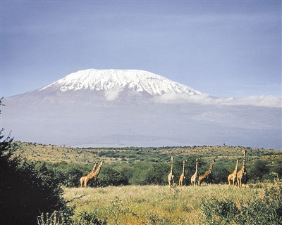  乞力马扎罗山视觉中国供图