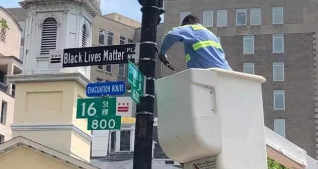 黑人的命也是命路标（图源：社交媒体）