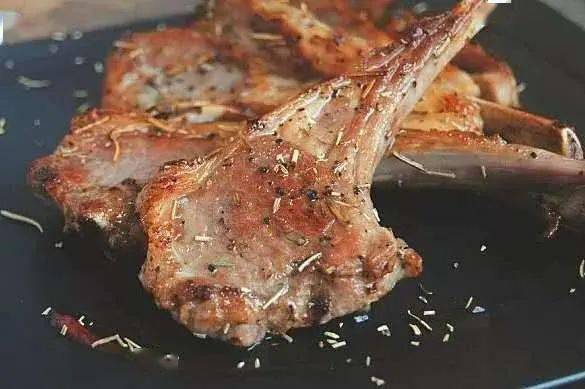 宁夏的羊肉有多好吃？“我出了宁夏不吃羊肉。” 　　图/“ 宁夏文化和旅游”公众号