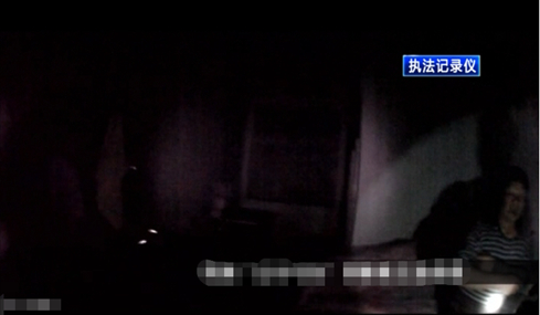 ▲抓捕“日月气功”邪教组织教首温金路