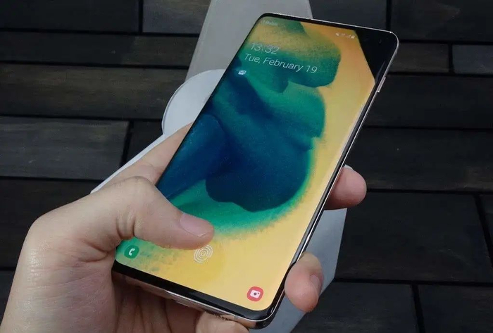 ▲三星超声波屏下指纹解锁