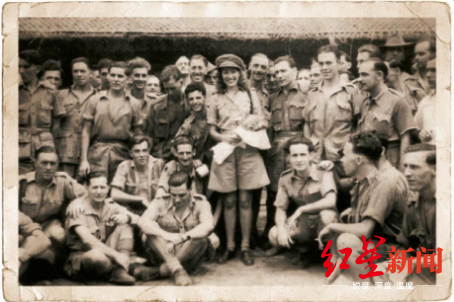 薇拉·琳恩在军队演出