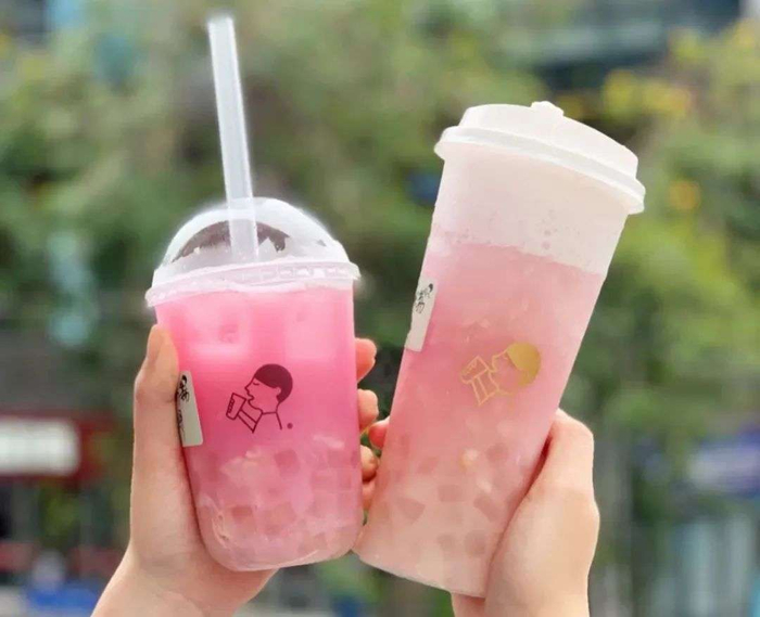 喜茶多肉粉荔（右）和醉醉粉荔（左），图片来自小红书