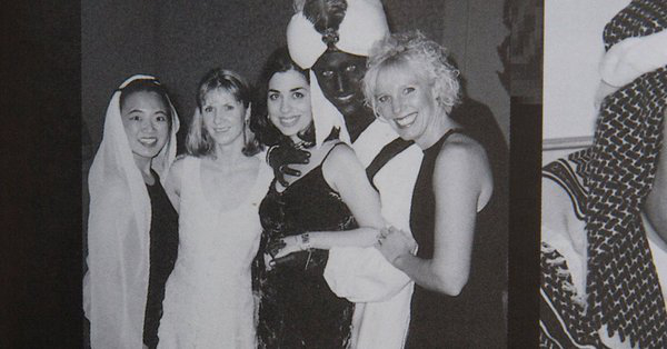 图中黑脸人士为特鲁多（图片来源：美国《时代》周刊）