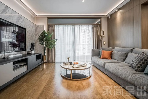 家简呈出获奖作品“金色家园”