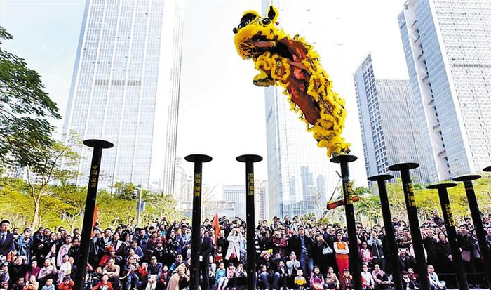  各种非遗展演是深圳博物馆重要任务之一。