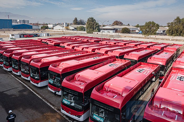 最新交付并投入运营的比亚迪纯电动大巴