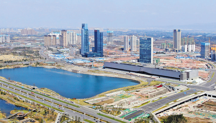 日新月异的天府总部商务区 图片由四川天府新区成都管委会总部经济局提供