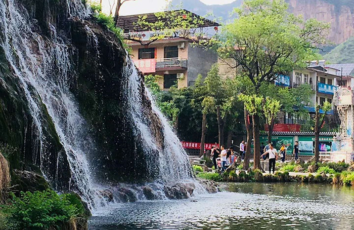 夏季的沕沕水景区清凉宜人。沕沕水景区 供图