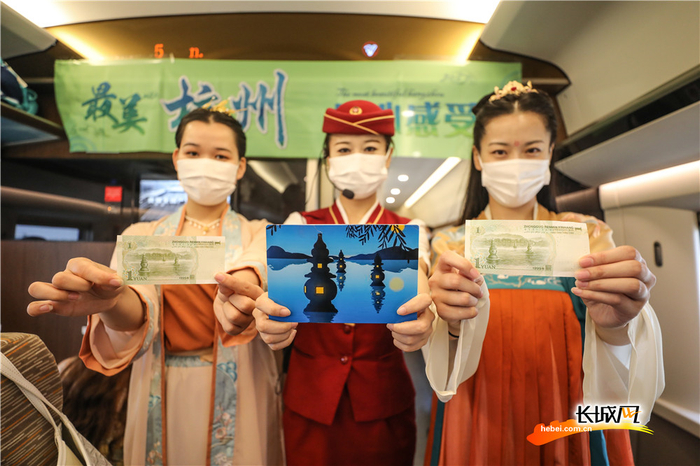 　去杭州感受1元人民币背面的景色。长城新媒体记者 刘潇 摄