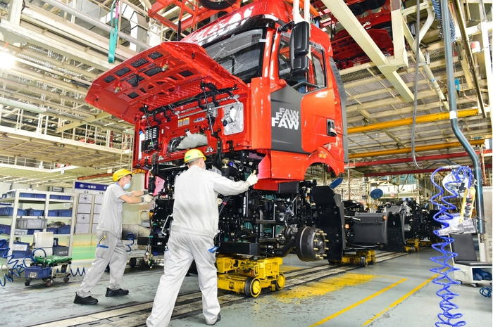 ▲2020年第二季度，中国一汽解放公司稳步提升产量，确保市场需求。