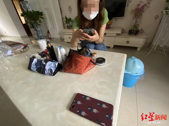 ↑小谭母亲易女士