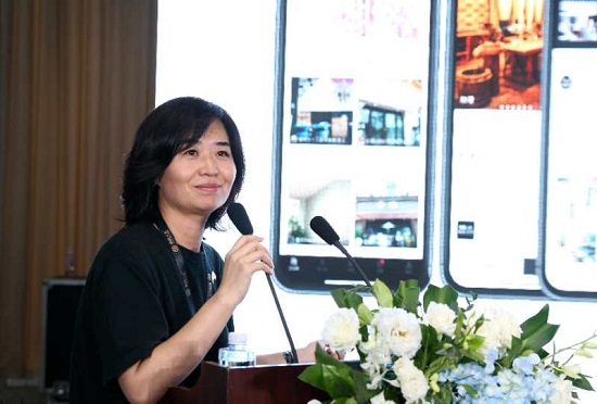 （美潮直聘创始人薛丽娟女士发言）