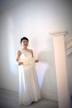 罗婷元于2020年初获美国音乐公开比赛钢琴大奖