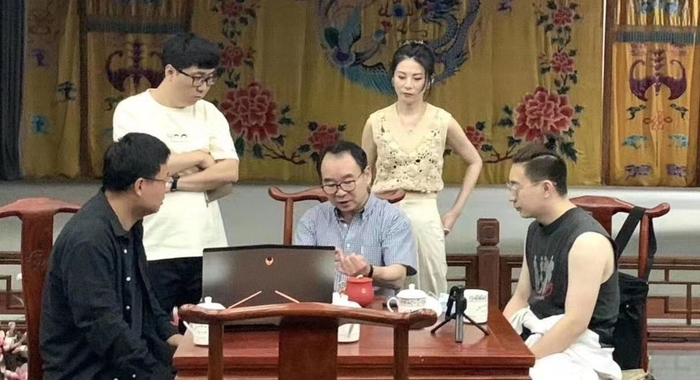 新编传统京剧《五丑四美图》排练现场。剧团供图