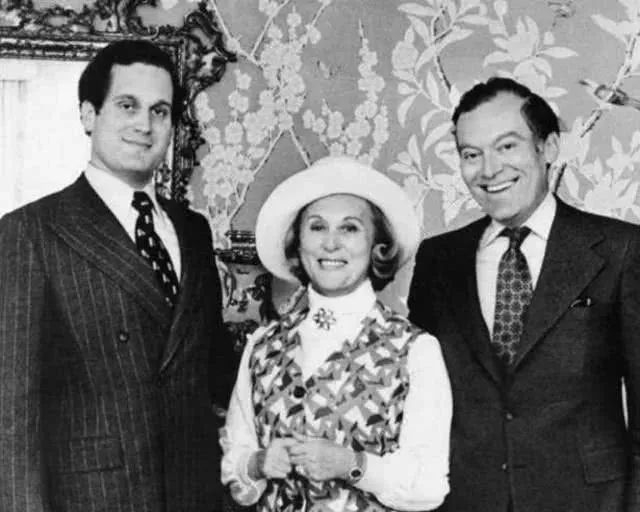 ▲兰黛夫人与她的两个儿子