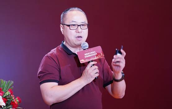 酣客酒业董事长王为致辞  供图：庞艳平