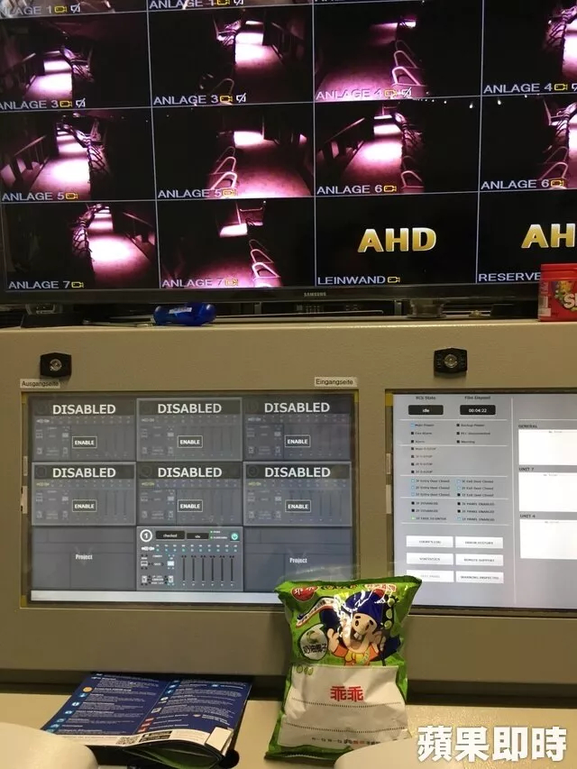 飞行大剧院内部放置的乖乖 图源：苹果即时 萧文康摄