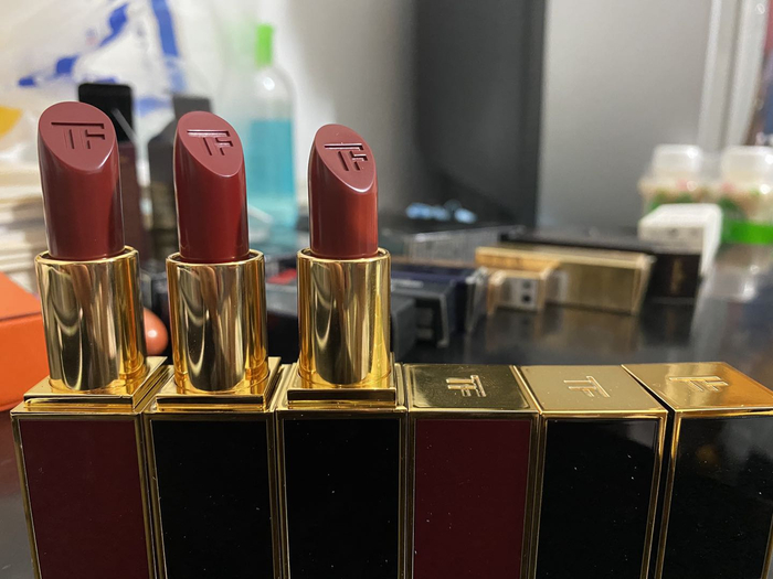制假者做出的TF口红。