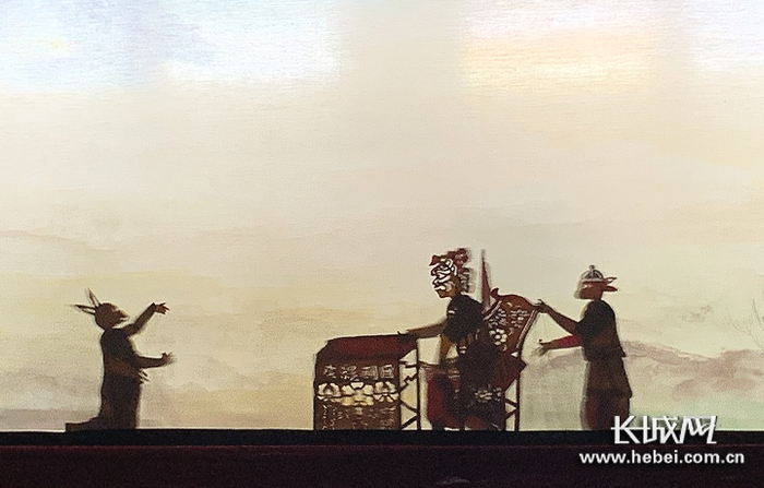 冀南皮影《狮子洞》演出现场。长城网记者 许晓星 摄