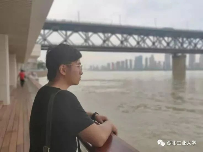 △刘红帝，机械设计制造及其自动化研究生。