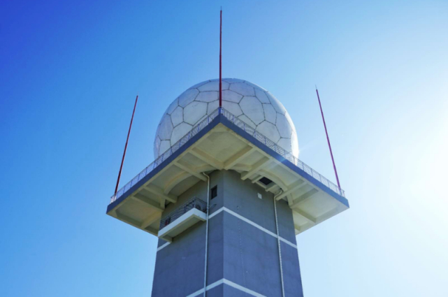 相控阵天气雷达外观