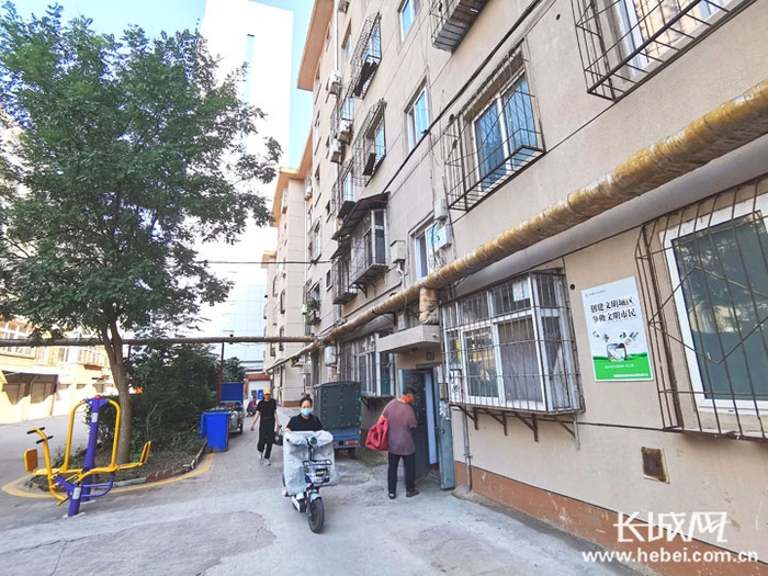 改造后的衡水市粉末冶金小区一角。长城网记者 张梅胜 摄