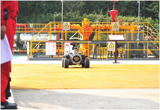 图为智能巡检机器人定时自动巡检