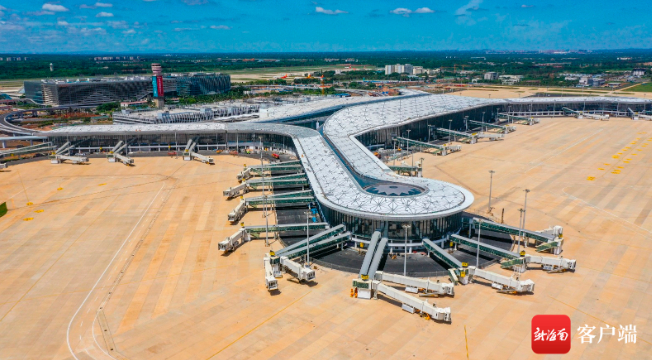 美兰机场T2航站楼。记者刘洋摄