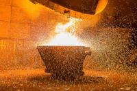 铁矿石领衔原材料涨价 上市钢企上半年多数业绩同比下滑