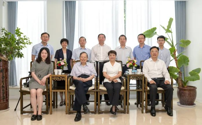 图自安徽大学官网