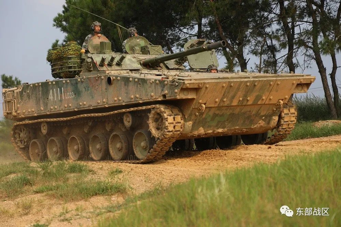 ▲进攻部队穿越陌生区域。