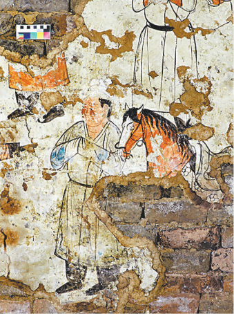 　　青海乌兰泉沟吐蕃时期壁画墓前室东壁仪卫图。（资料图片）