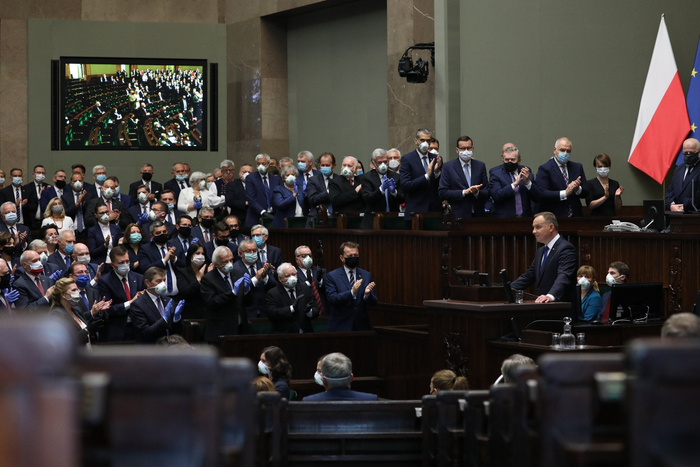 △图自波兰总理莫拉维茨基社交媒体账号 