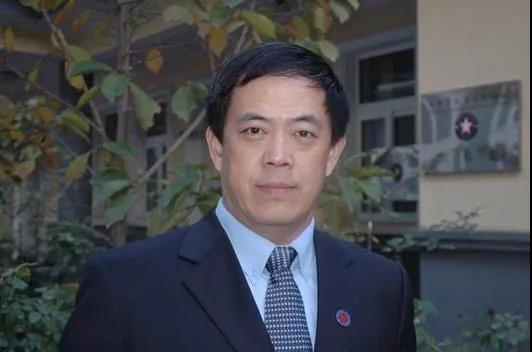 △中国国际问题研究院美国所所长滕建群