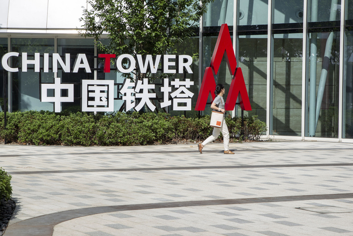 中国铁塔停止采购铅酸电池，全面转向锂电池是动力电池回收的一个节点 | 视觉中国