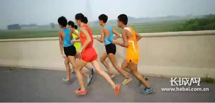 日常训练的孩子们。