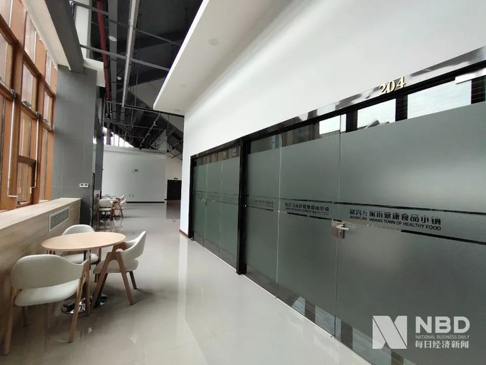 Beyond Meat全资子公司别样（嘉兴）食品有限公司的注册地址二楼内景&nbsp;图片来源：每经记者 张韵 摄