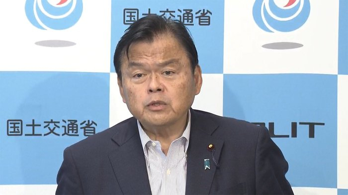 国土交通相赤羽一嘉，62岁，日本前全国高中生橄榄球选拔队队员