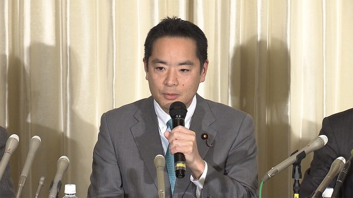 世博担当相井上信治，50岁，常年参加青梅马拉松，喜欢节日庆典