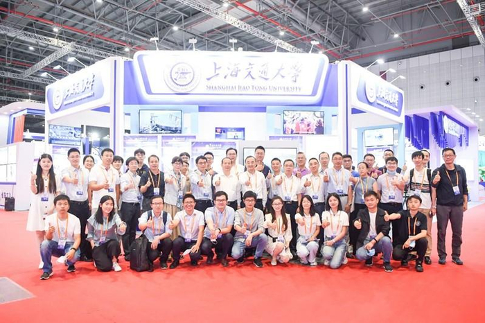 作者：刘欢喜、华黎明