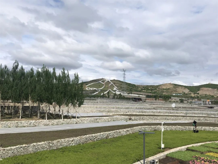 （图：天骄天骏旅游度假区生态环境明显改善）