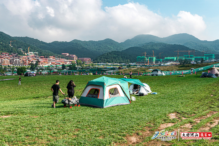 美丽的海坨山谷。资料图