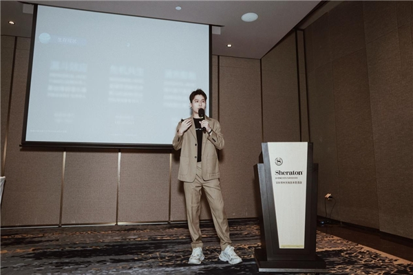 里刻文化CEO：郑溢钿Mountain