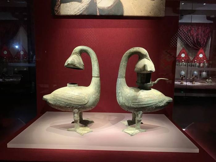 海昏侯墓中出土的青铜器。李韵涵 摄