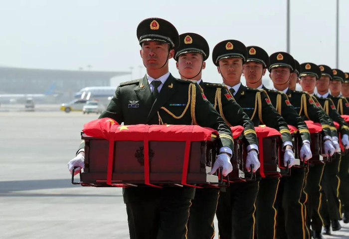 第六批在韩中国人民志愿军烈士遗骸迎接仪式在沈阳举行。曹舒昊 摄