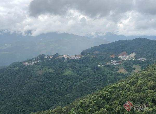 云南沧源班洪乡阿佤人民吃上“旅游饭”。供图