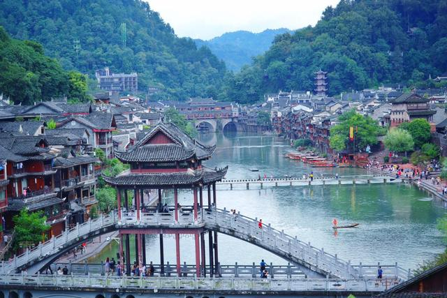 　　图说：凤凰古城一角。摄影师：桔猪，摄于2020年9月