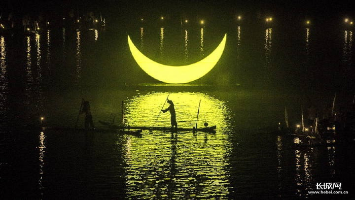 在《印象·刘三姐》复演消息发布之后，今年“五一”期间，阳朔的酒店、民宿预定量回升至80%。主办方/供图